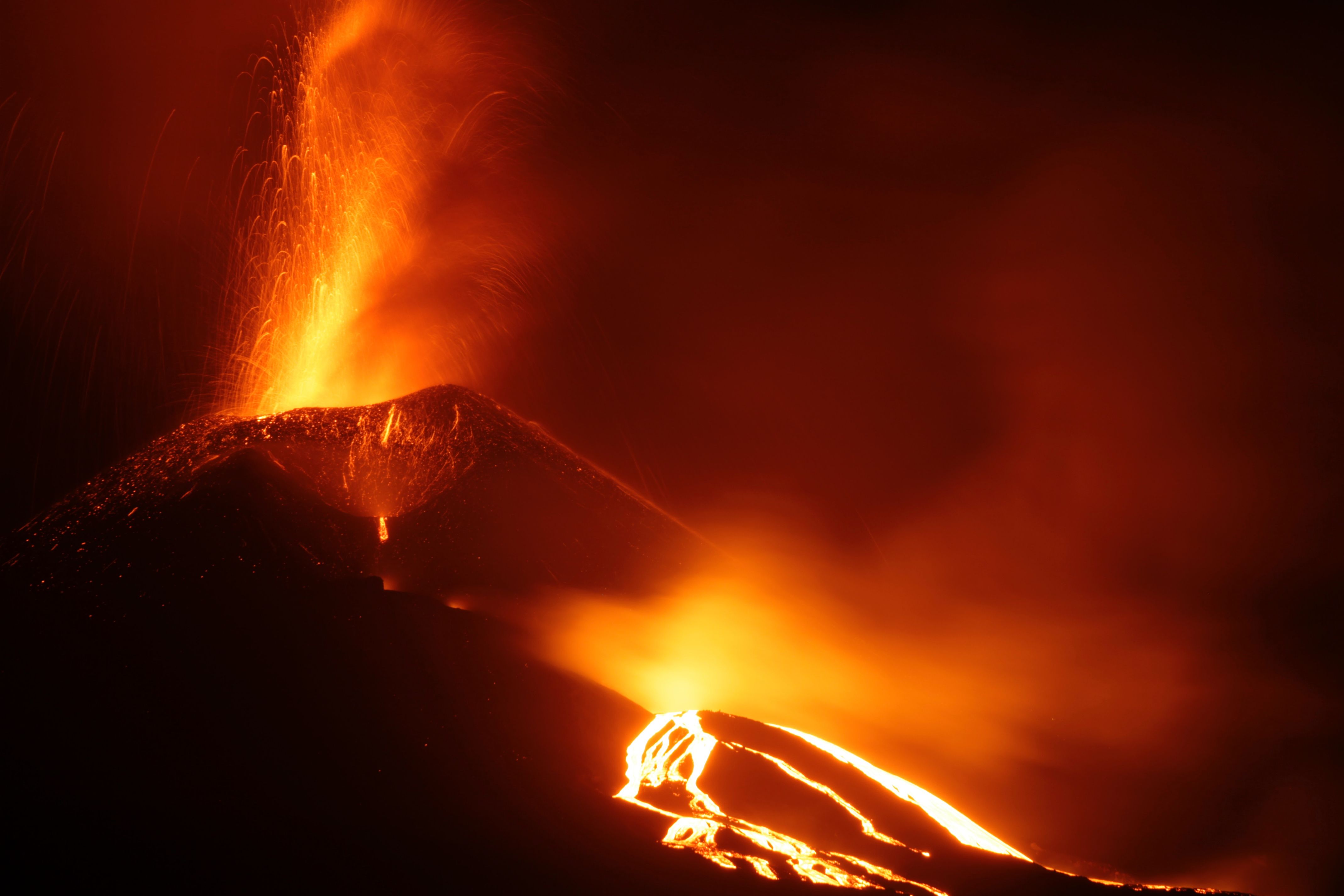 Errupting volcano